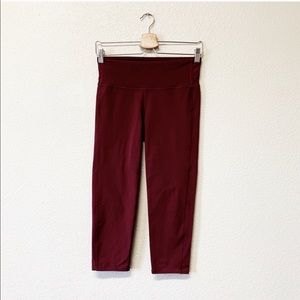 Athleta Mid Rise Cropped Leggings